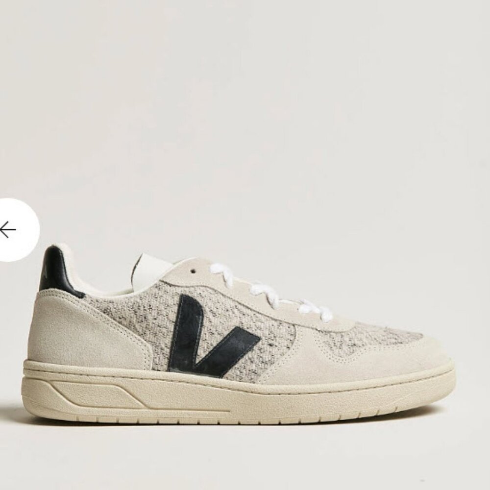 Veja V-10 Flannel in Snow/Black Size 8.5 US 40 EUR With Box